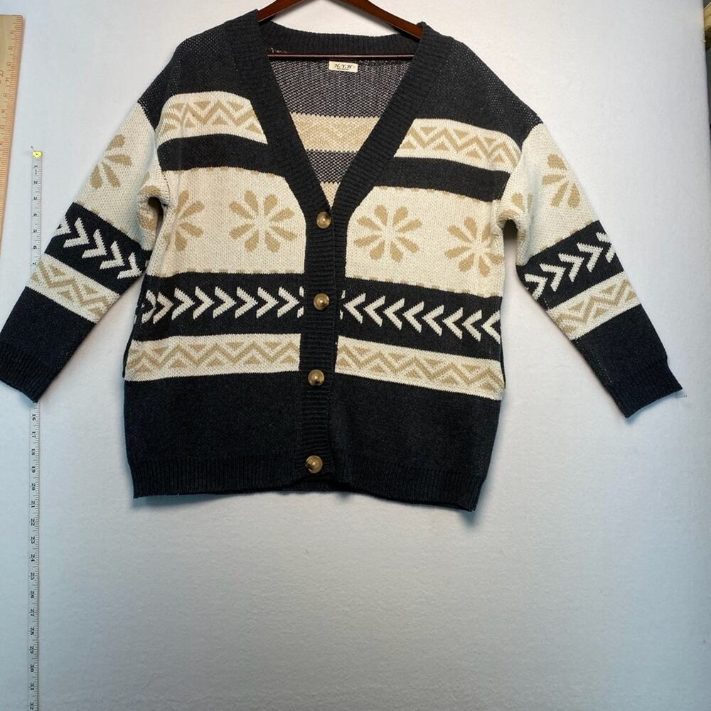 Women's M/L charcoal, tan and Cream Patterned Cardigan with pockets